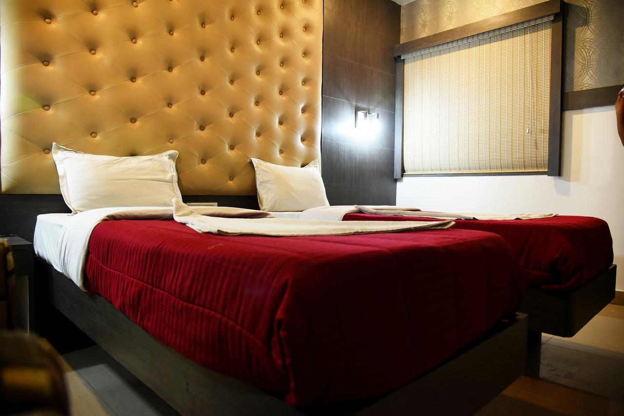 Grand Choice Otel Bangalore Dış mekan fotoğraf
