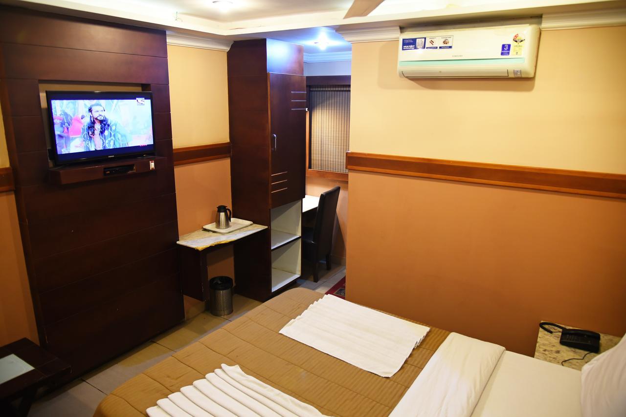 Grand Choice Otel Bangalore Dış mekan fotoğraf